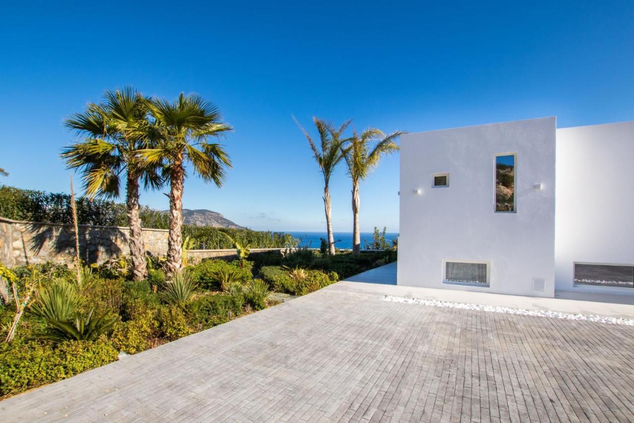 Istia Luxury Villas Karpathos Exterior foto
